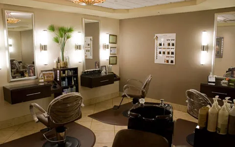 Traditions Hotel & Spa