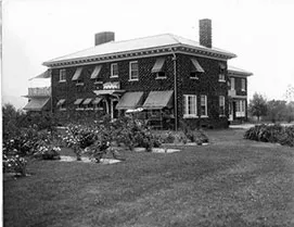Traditions Hotel & Spa History
