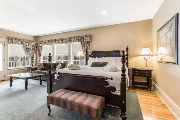 Jeanette Watson Suite at Traditions Hotel & Spa