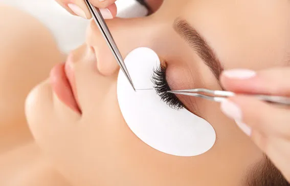 Traditions Hotel & Spa Eyebrow and Lash Services